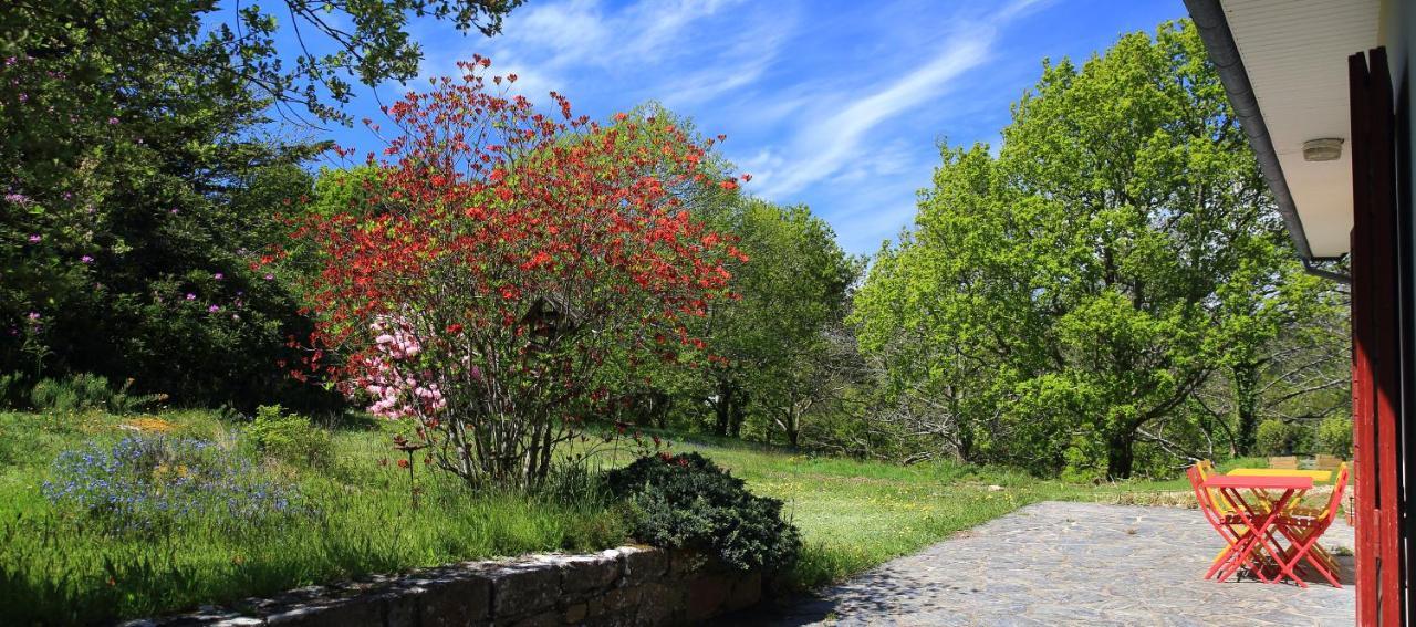 Aux Arbres Chanteurs Ploulech Exterior foto